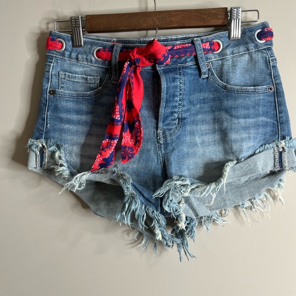 Alter’d state denim jean shorts size 26 - Picture 4 of 8